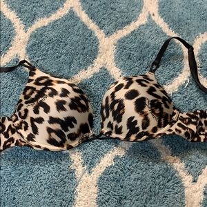 VICTORIA SECRET BOMBSHELL BRA